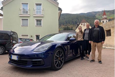 porsche-panamera-hotel-lamm